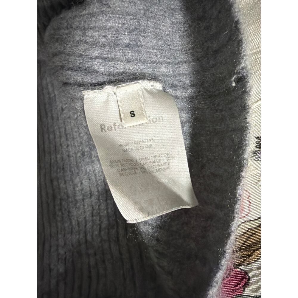 Reformation Gray Turtleneck Ribbed Cropped Sweater - Picture 6 of 7